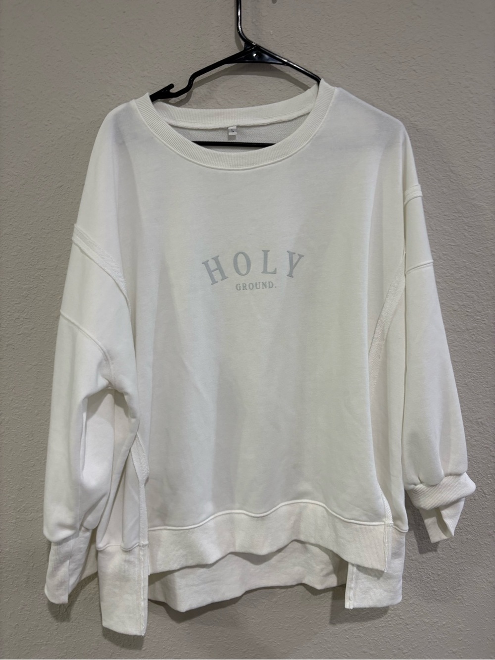 Women's white Graphic Sweatshirt